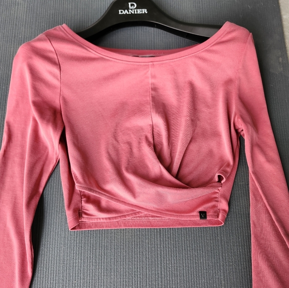 Victoria Secret ROSE/mauve/pink long sleeve crop, XS - Picture 9 of 9